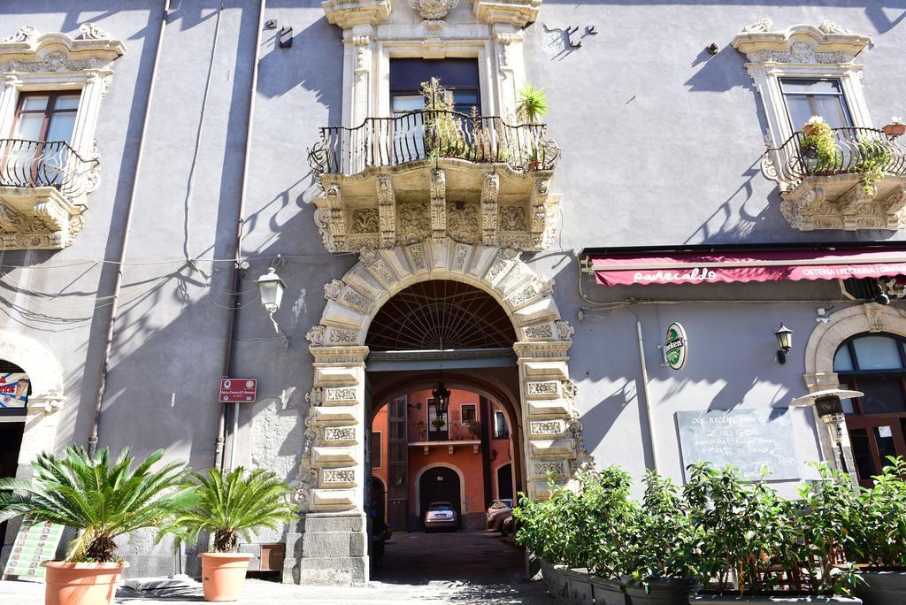 카타니아 Palazzo Clarenza Di San Domenico 빌라 외부 사진